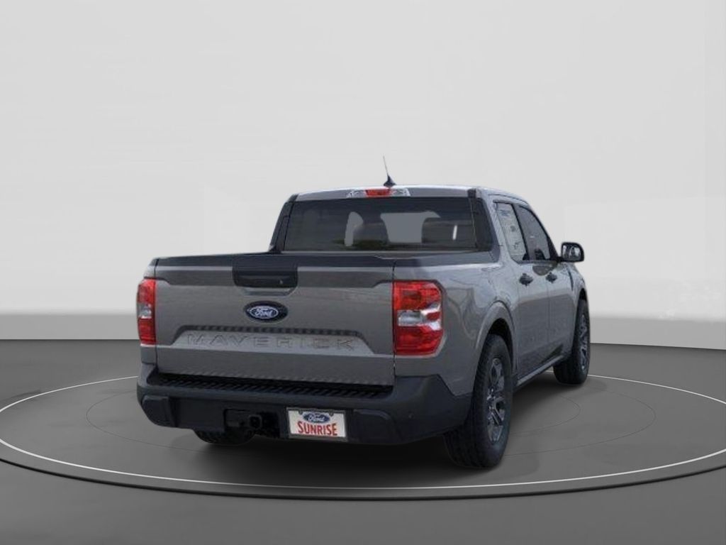 New 2026 Ford Maverick XLT 4D Crew Cab