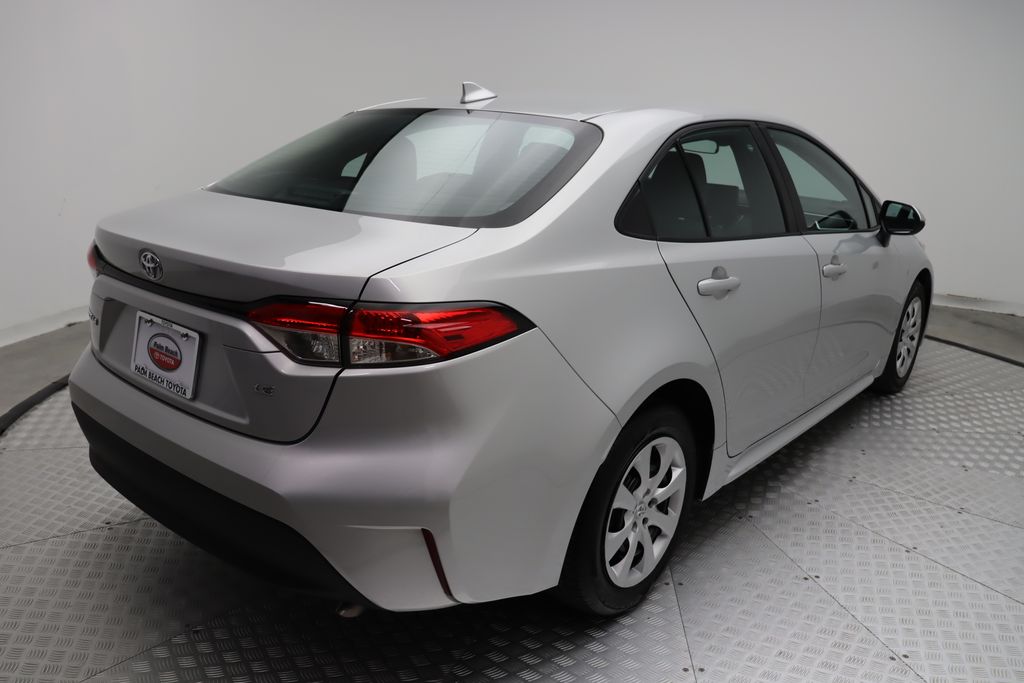 2024 Toyota Corolla LE 8