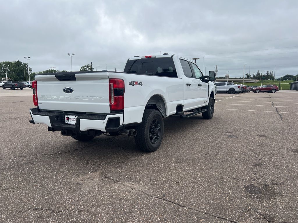 2025 Ford F-350SD