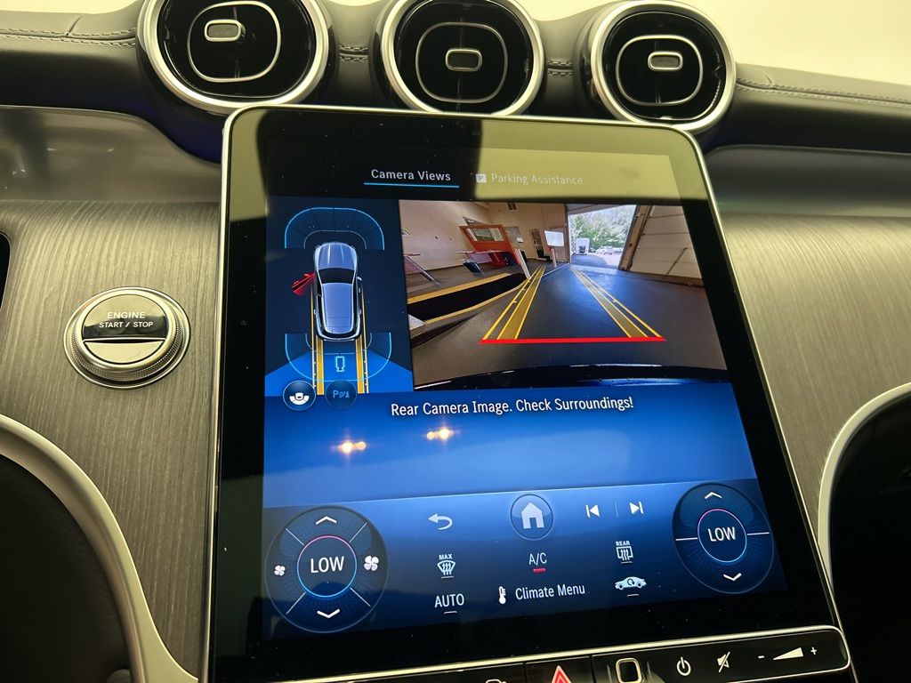 Thumbnail: 2026 Mercedes-Benz GLC - 18