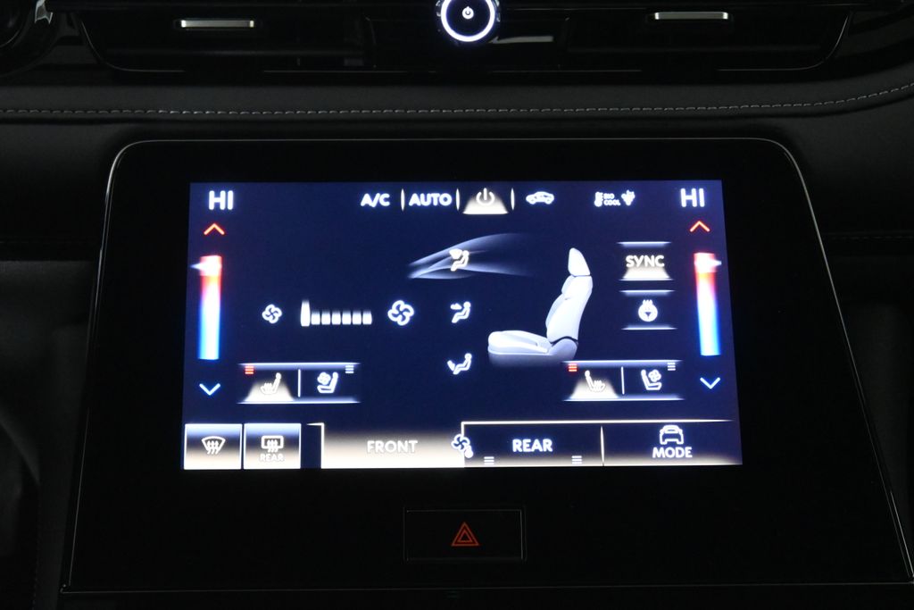 Thumbnail: 2026 INFINITI QX80 - 18