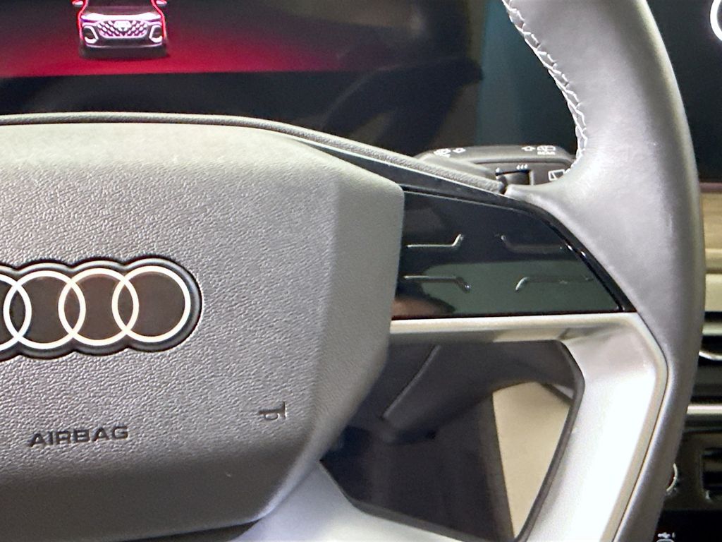 Thumbnail: 2025 Audi Q5 - 12