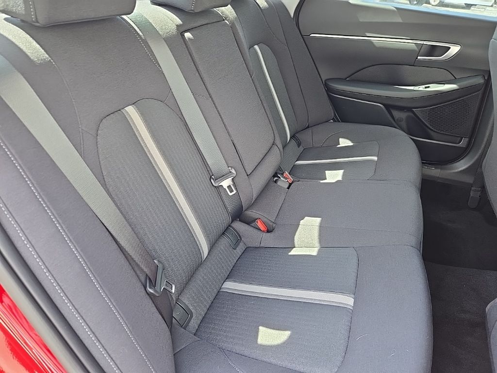 2025 Hyundai Sonata SEL 22