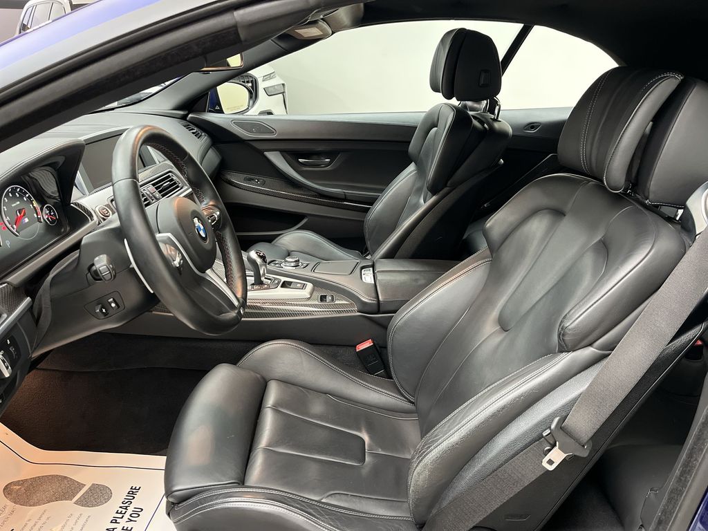 Thumbnail: 2012 BMW M6 - 11