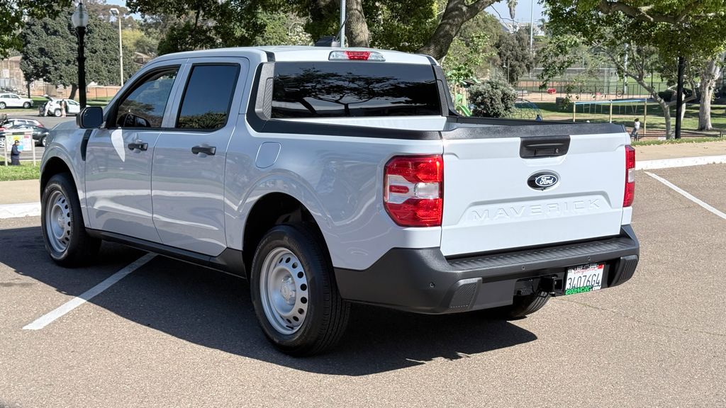 Used 2025 Ford Maverick XL 4D Crew Cab
