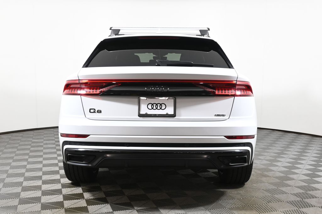 Thumbnail: 2022 Audi Q8 - 6