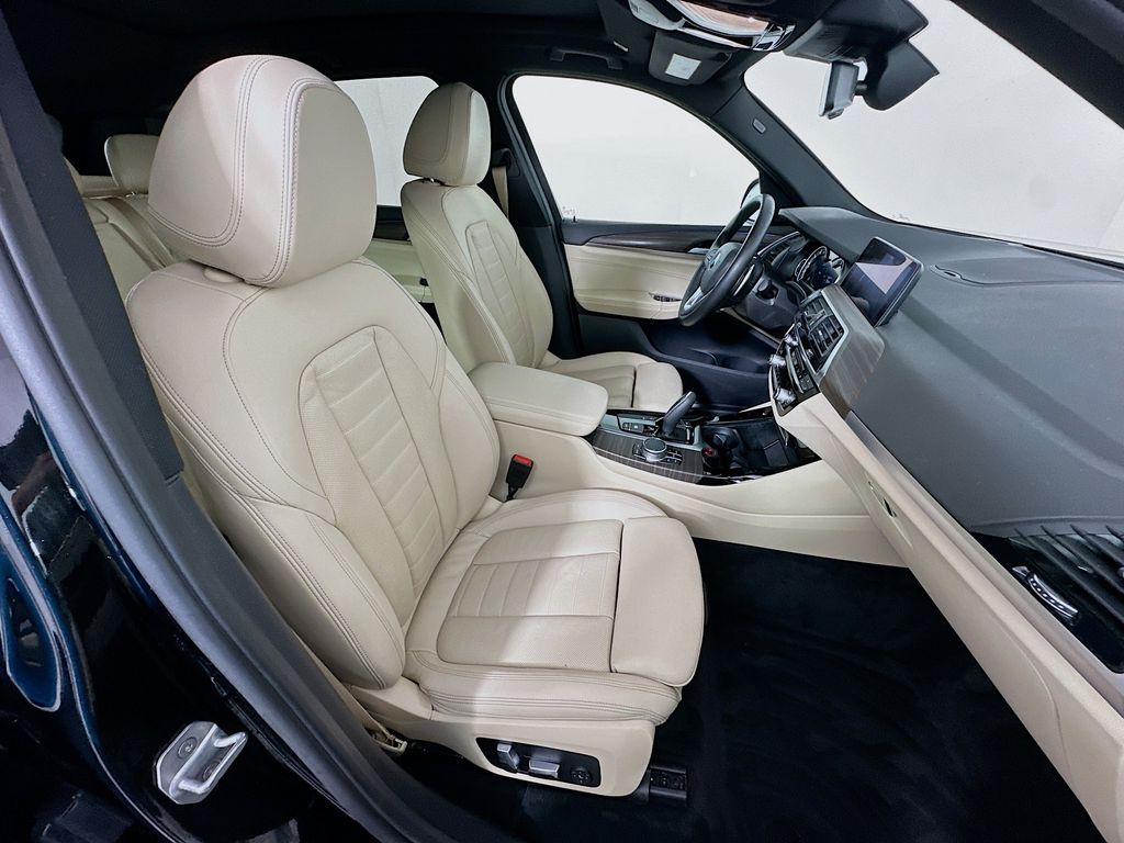 Thumbnail: 2019 BMW X3 - 29