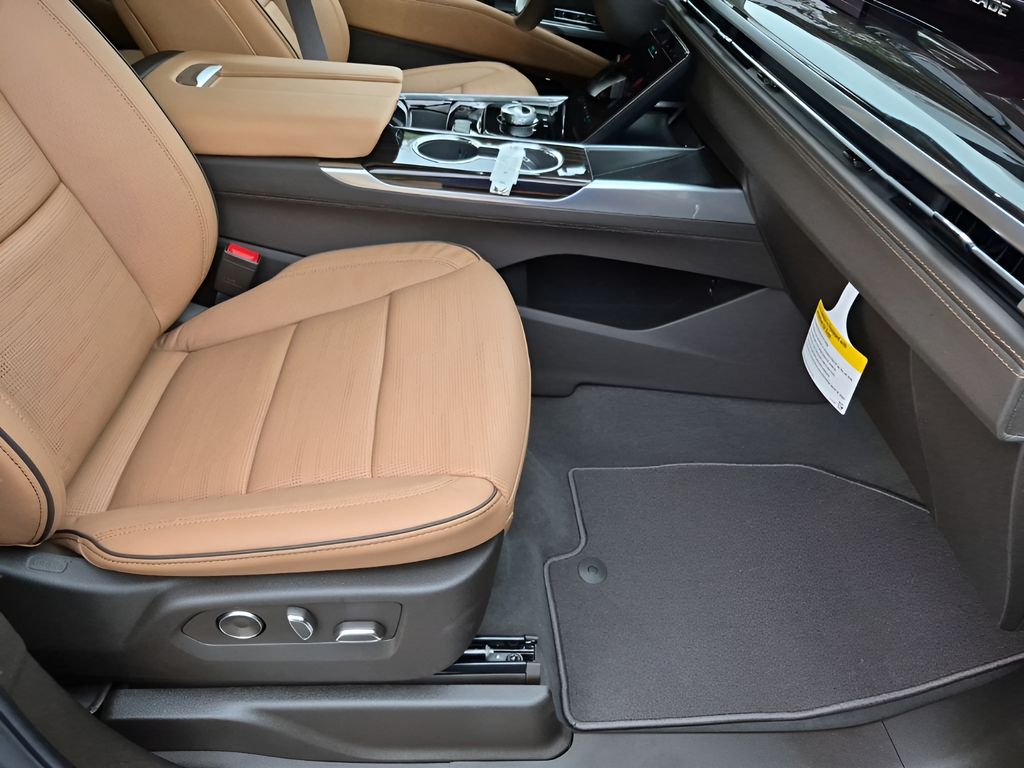 New 2026  Cadillac Luxury image 16