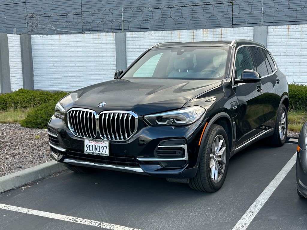 2023 BMW X5 xDrive45e 2