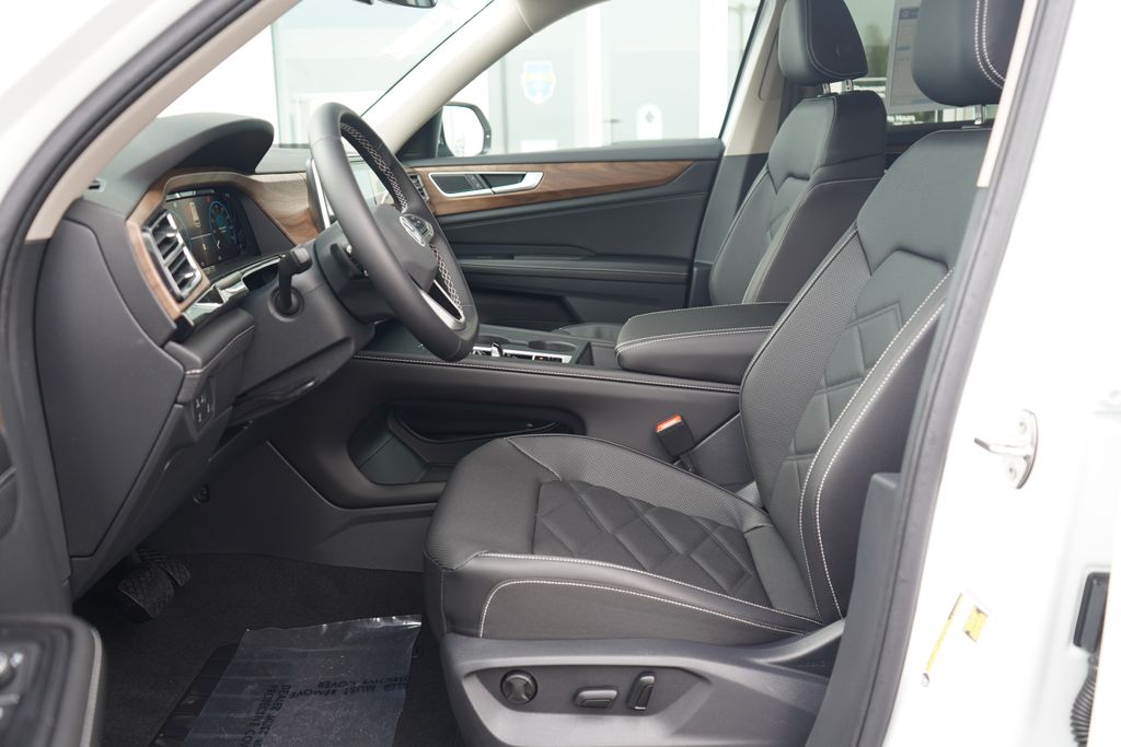 Thumbnail: 2026 Volkswagen Atlas - 6