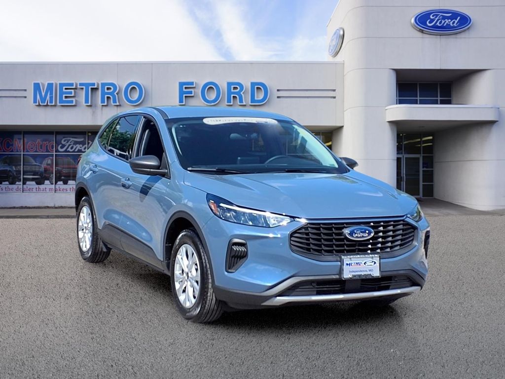 Vapor Blue Metallic 2025 Ford Escape SUV / Crossover Front-Wheel Drive 8-Speed Automatic