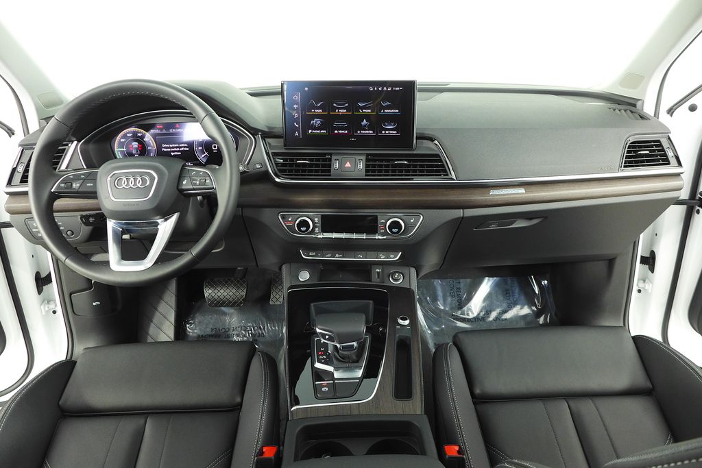 2023 Audi Q5 Premium 25