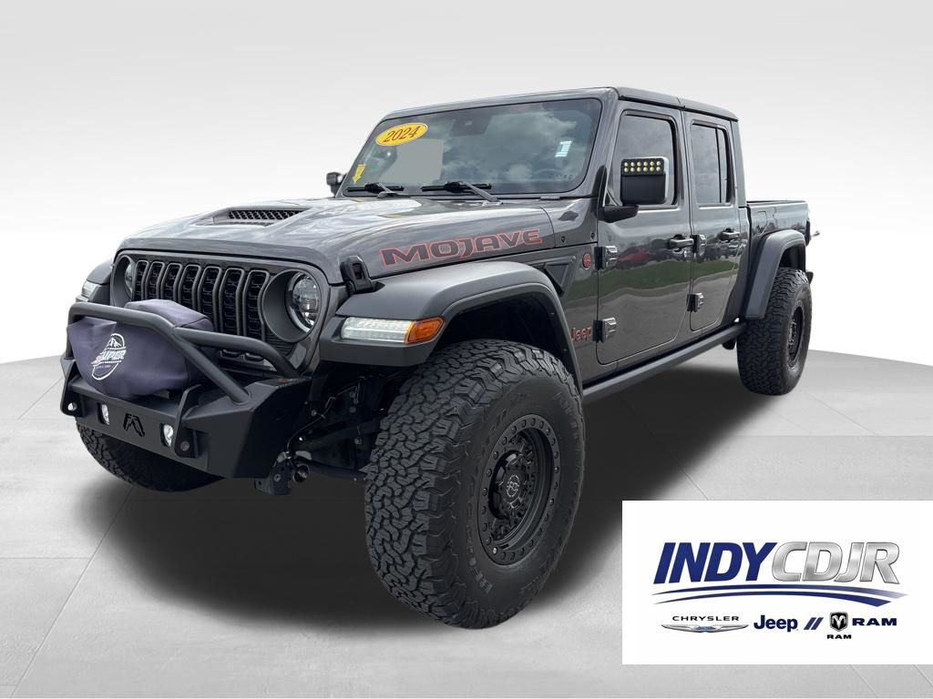 Gray (Granite Crystal Metallic Clearcoat) 2024 Jeep Gladiator Mojave Crew Cab 4WD Pickup Truck Four-Wheel Drive 8-Speed Automatic