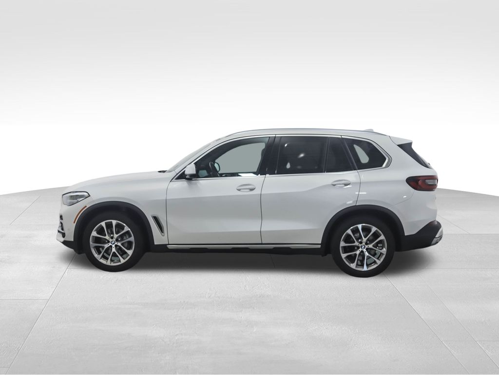 Thumbnail: 2022 BMW X5 - 2