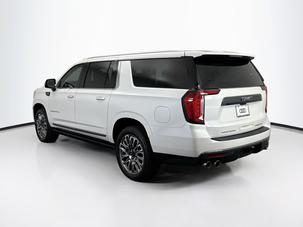 Thumbnail: 2023 GMC Yukon XL - 7