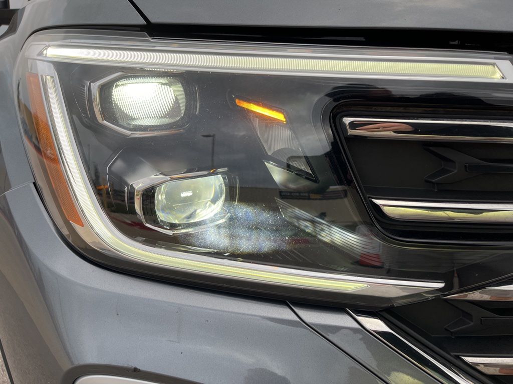 2024 Volkswagen Atlas SE 14