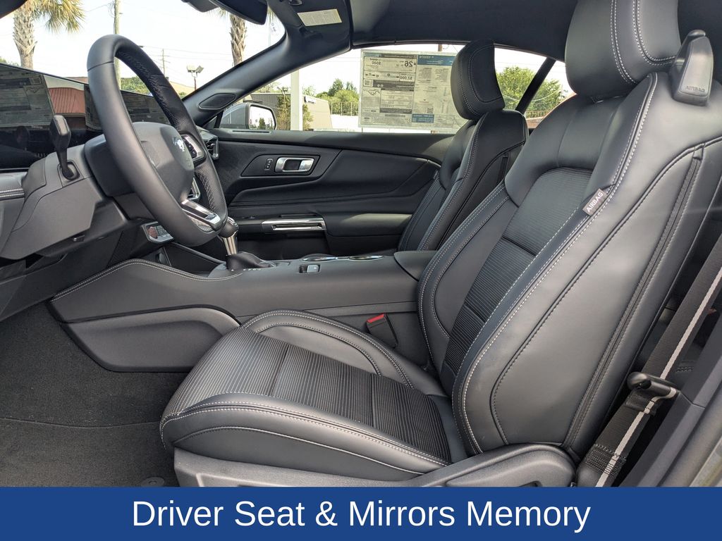 2025 Ford Mustang EcoBoost Premium
