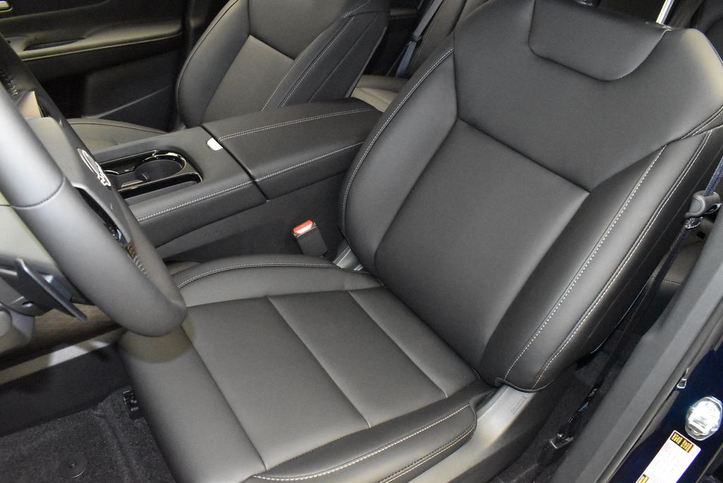 2025 Nissan Murano SV 13