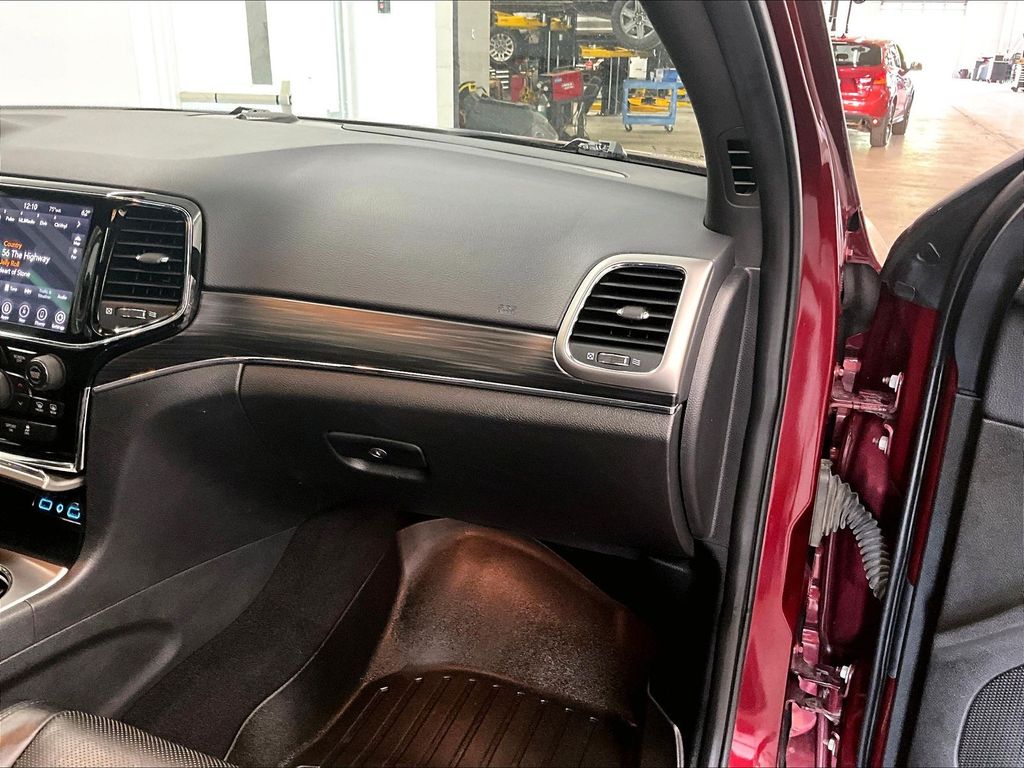 2020 Jeep Grand Cherokee — photo 13
