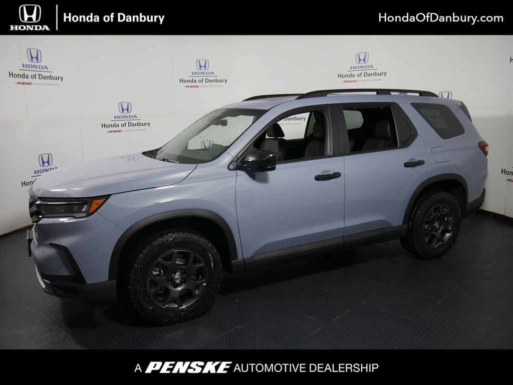 2025 Honda Pilot TrailSport Hero Image