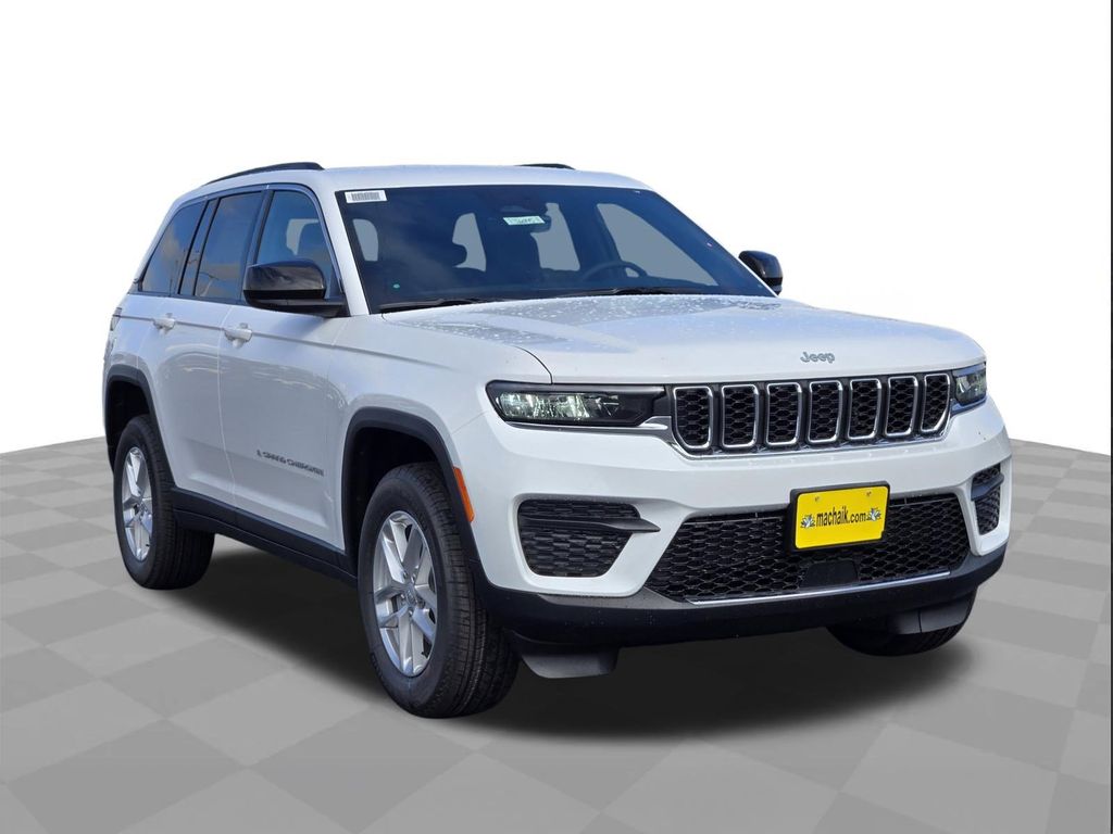 2026 Jeep Grand Cherokee Laredo - 1