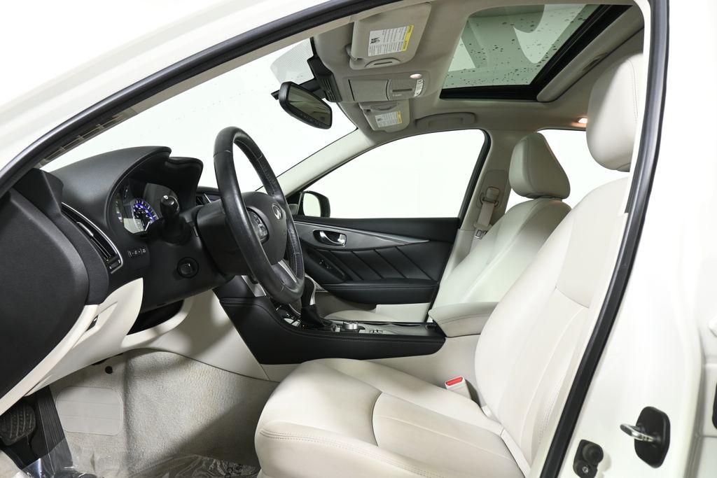 2017 INFINITI Q50 Premium 3