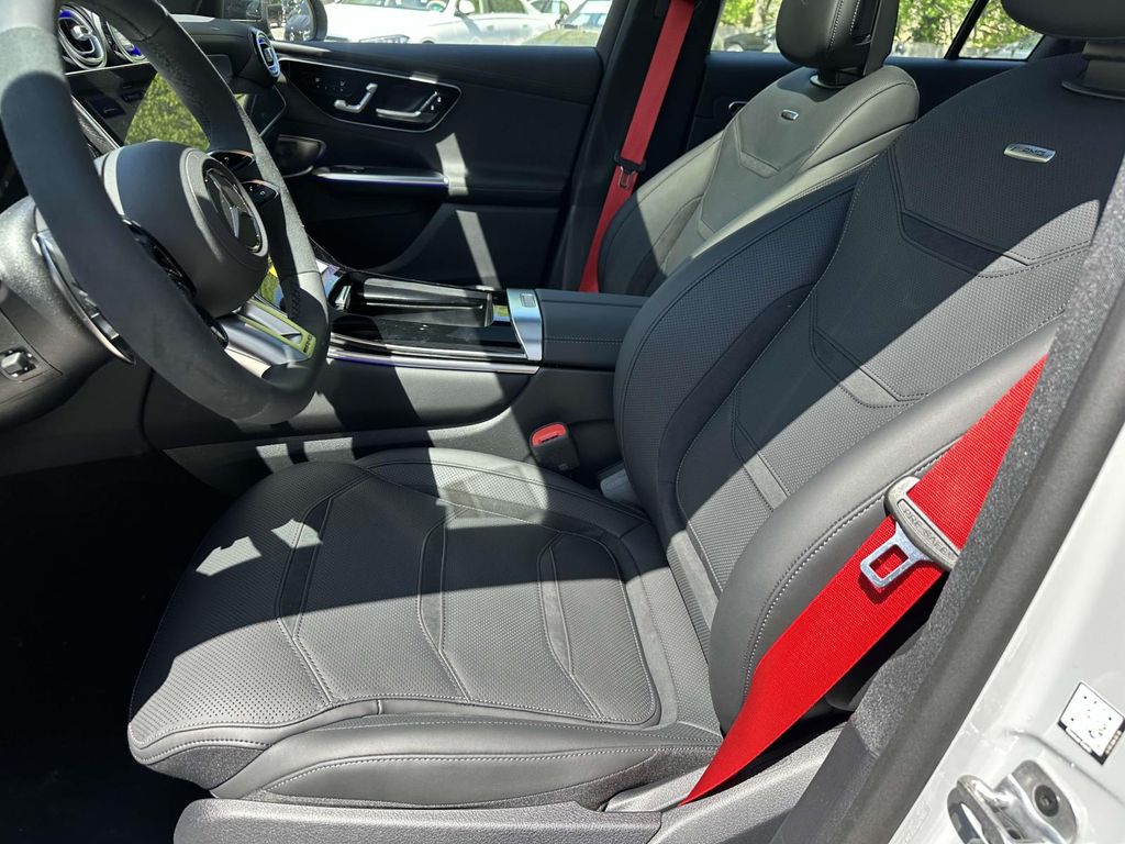 2025 Mercedes-Benz GLC 63 AMG 19