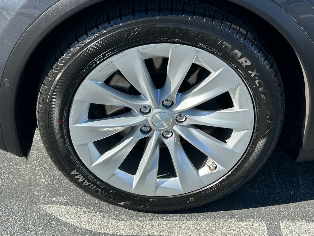 2018 Tesla Model X 75D 11