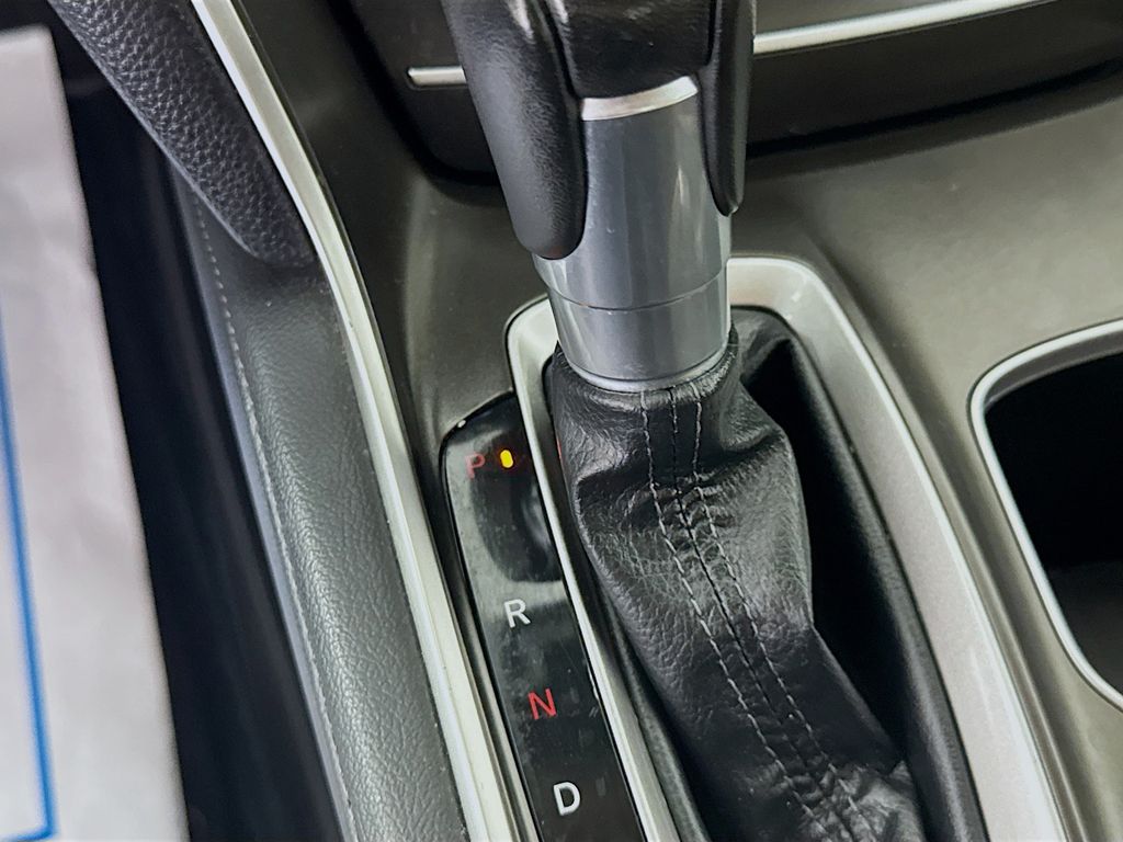 Used Car 2021 Honda Accord  Ex-l For Sale Under $25,000 In Austin, Texas