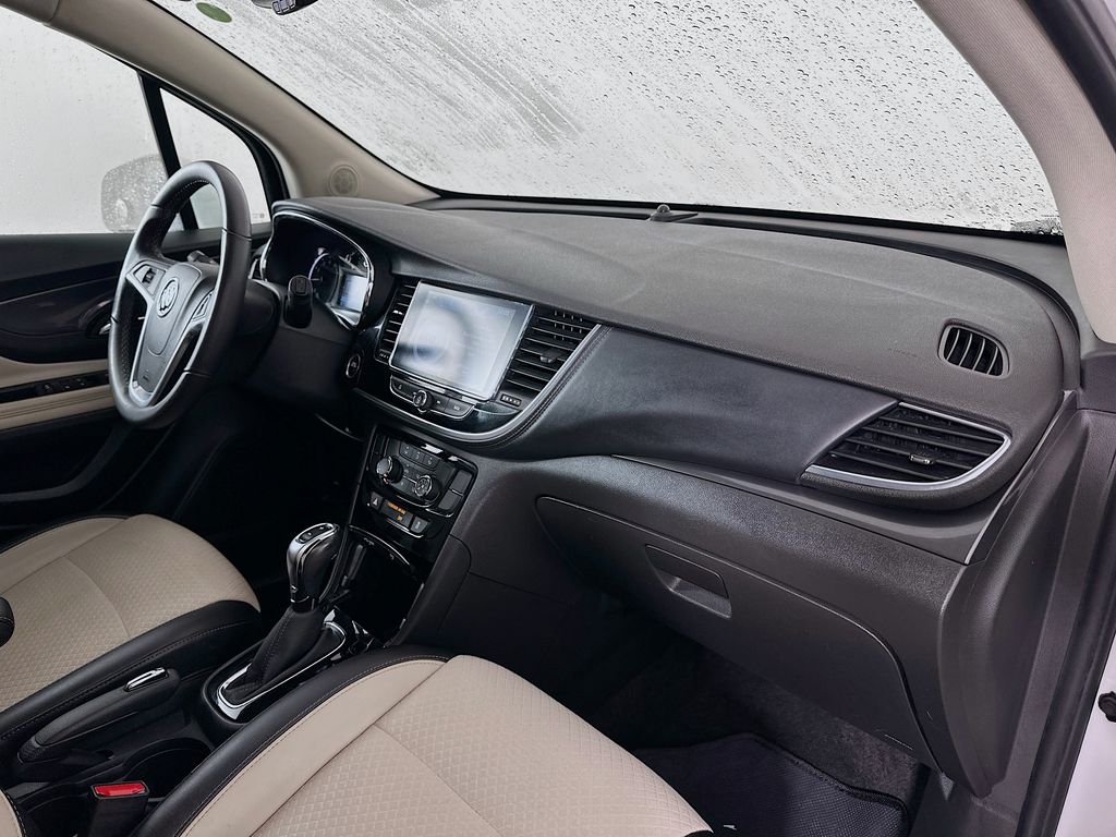 Thumbnail: 2019 Buick Encore - 27