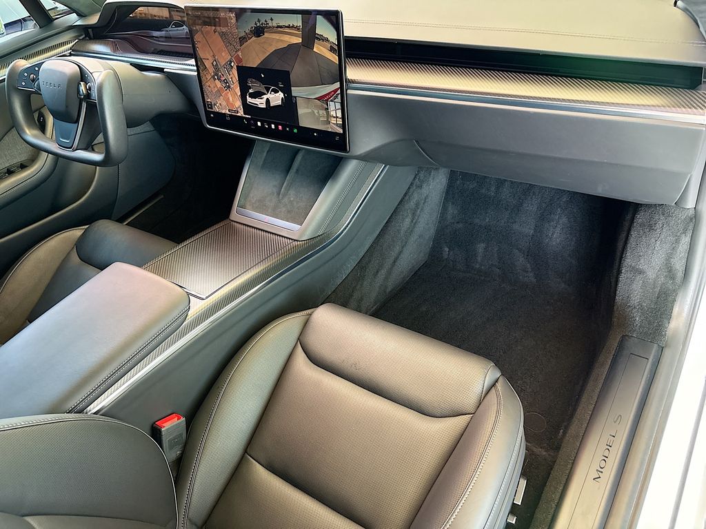 Thumbnail: 2021 Tesla Model S - 17