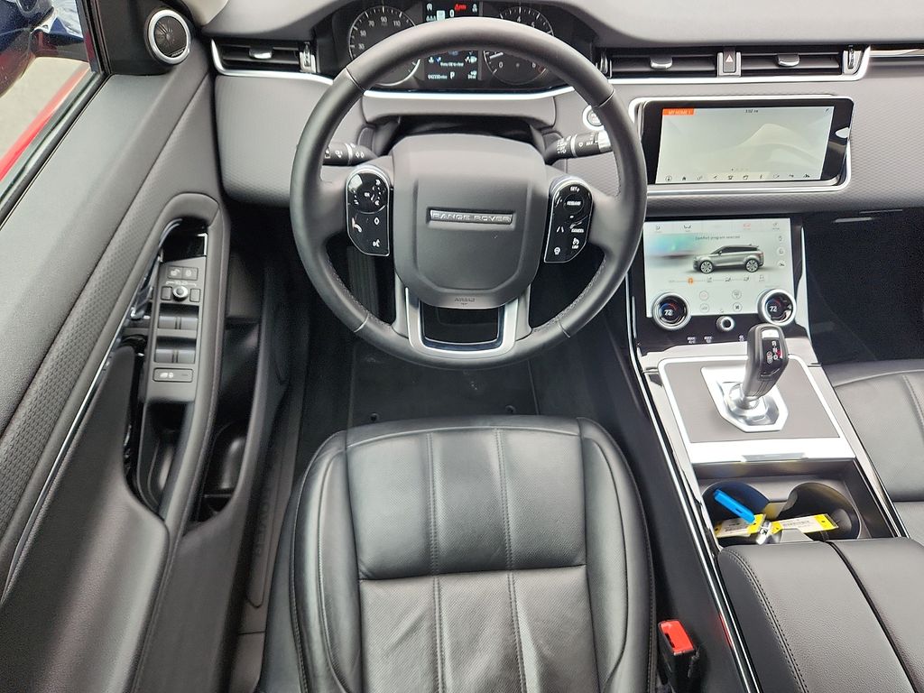 Thumbnail: 2020 Land Rover Range Rover Evoque - 11