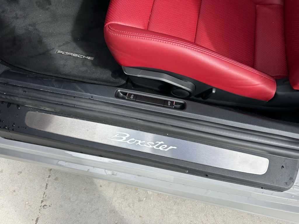 Thumbnail: 2024 Porsche 718 Boxster - 23