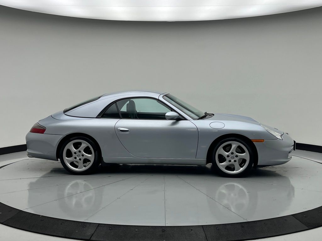 Thumbnail: 2002 Porsche 911 - 10