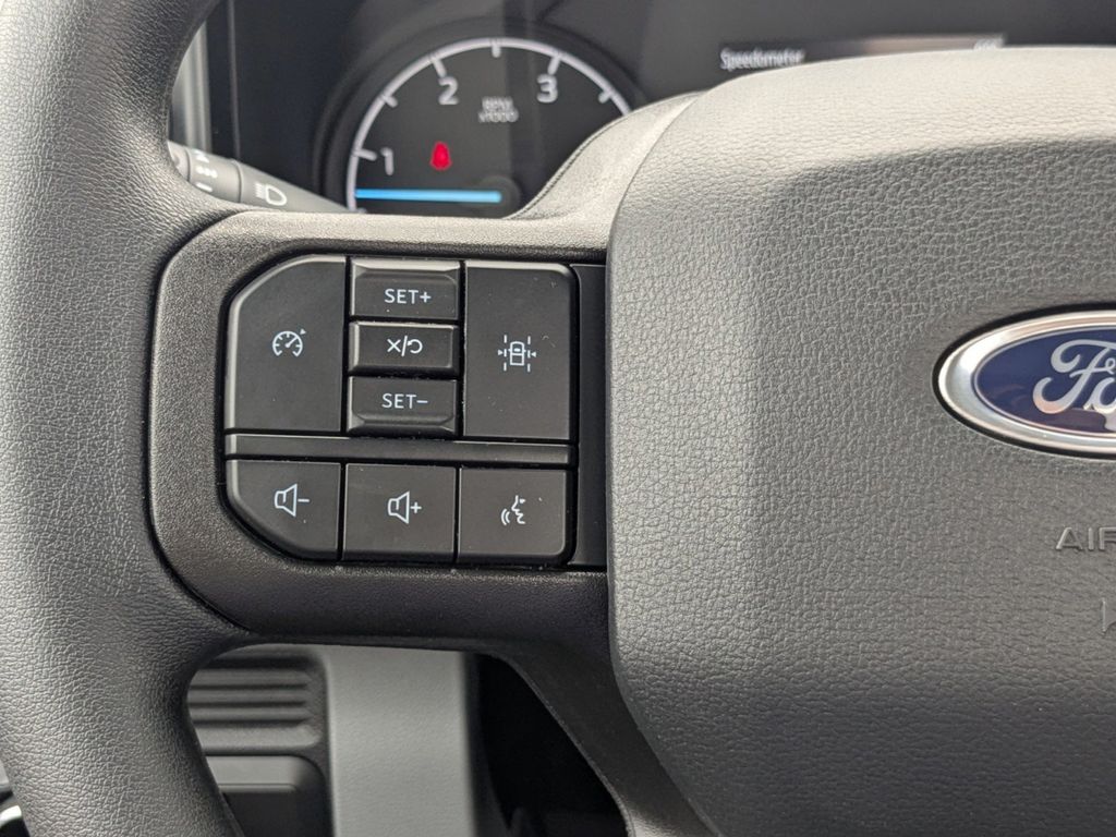 2025 Ford F-550 Chassis XL