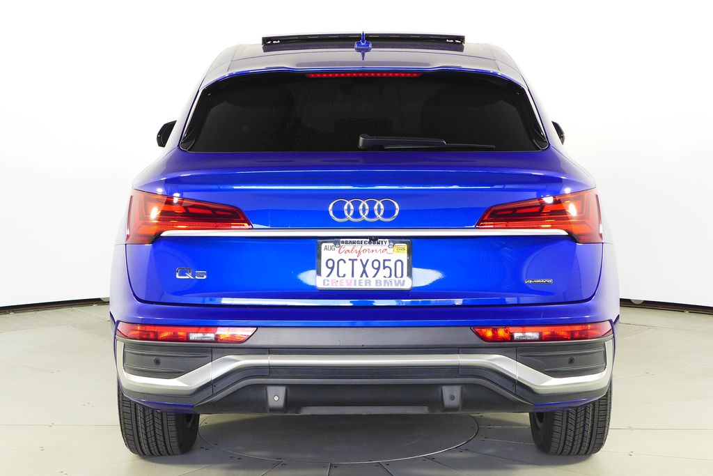 Thumbnail: 2022 Audi Q5 - 8