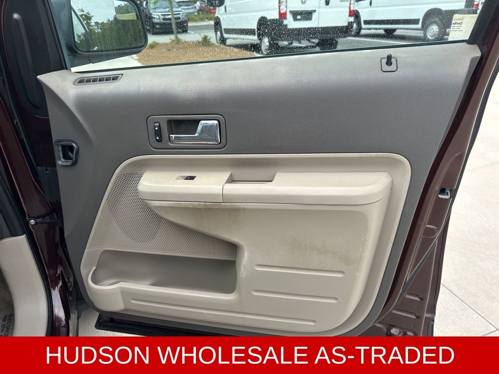 2009 Cinnamon Clearcoat Metallic Ford Edge SE FWD SUV