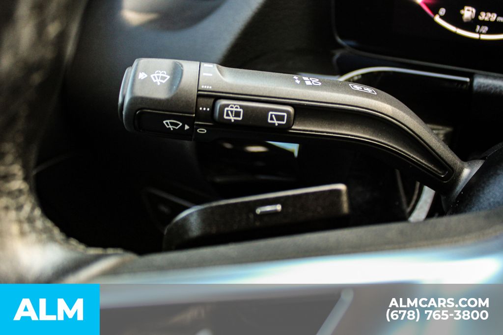 Used 2025 Black Mercedes-Benz GLA 250 image 29