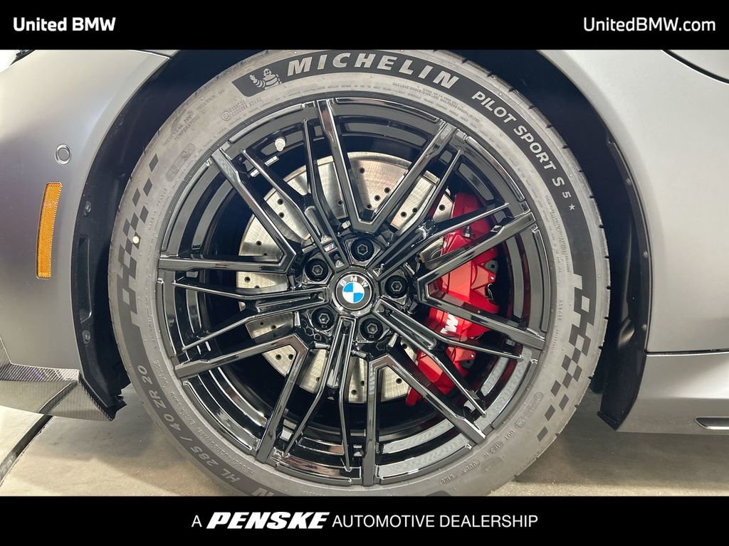 Thumbnail: 2026 BMW M5 - 10