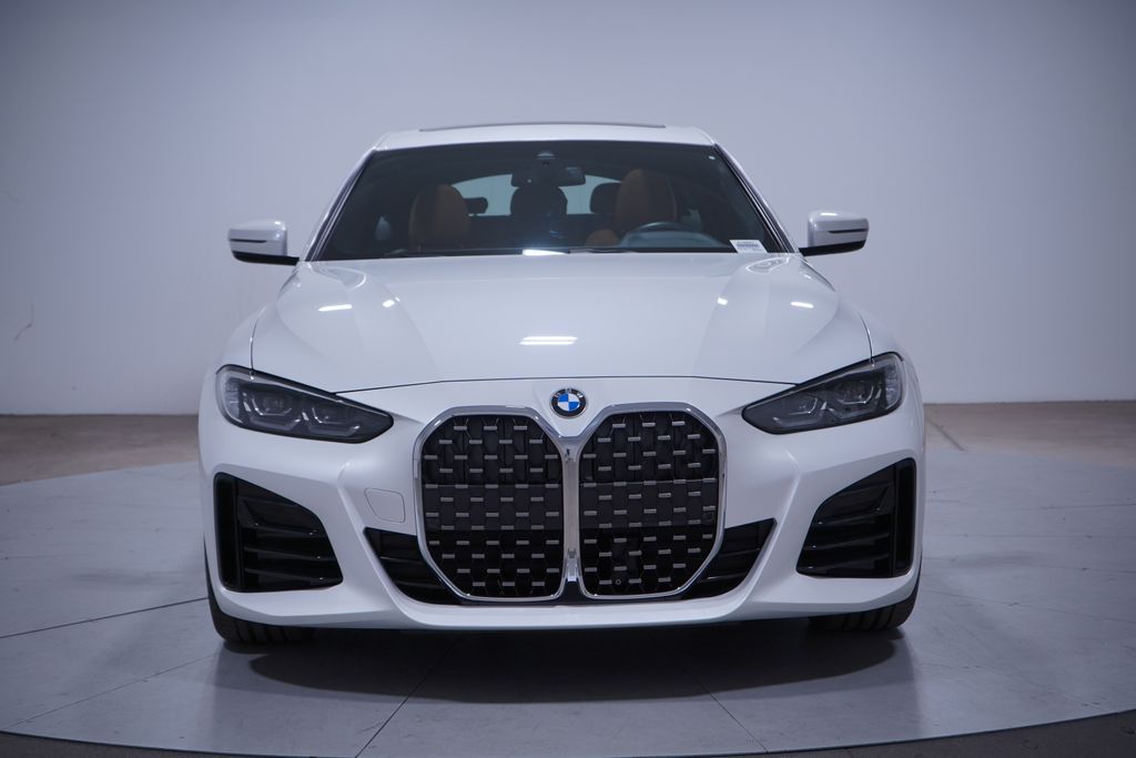 Thumbnail: 2022 BMW 4 Series - 4