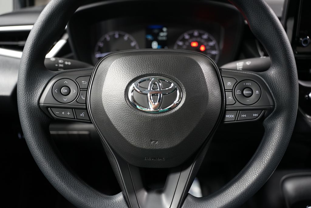 2025 Toyota Corolla LE 12