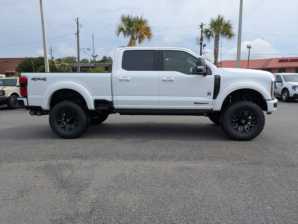2026 Ford F-250 Super Duty Black Widow