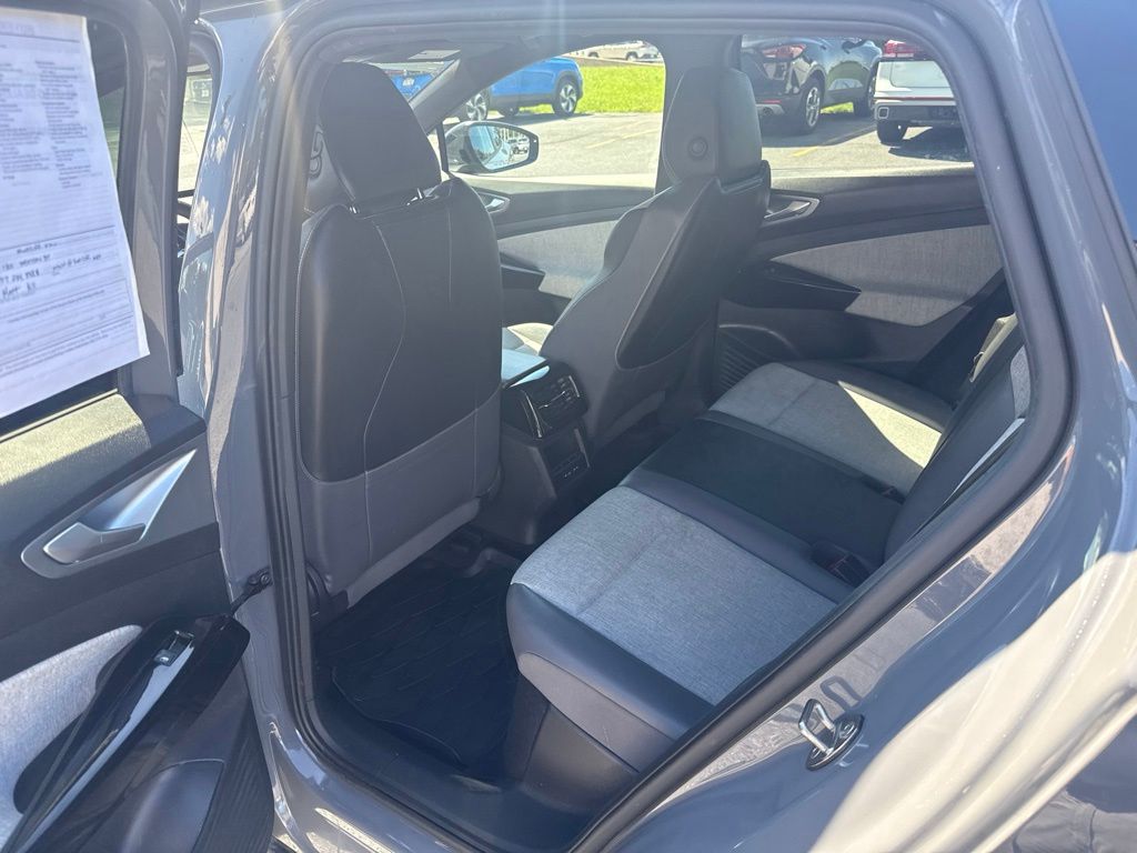 2023 Volkswagen ID.4 Pro Gray at Sutliff Volkswagen