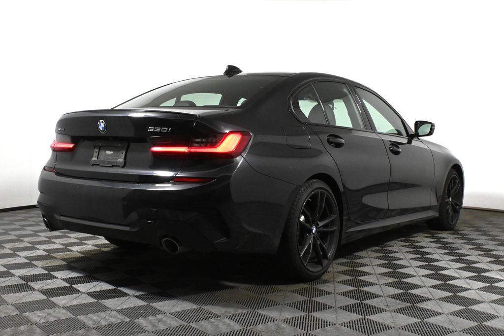 2022 BMW 3 Series 330i xDrive 6