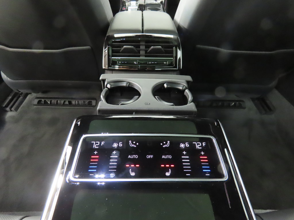 Thumbnail: 2025 Audi A8 - 29