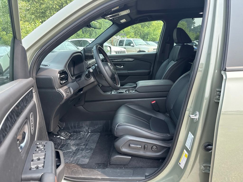 Certified Used 2026  Honda TrailSport Elite image 9