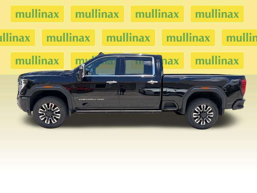 Certified Used 2024  GMC Denali Ultimate image 12