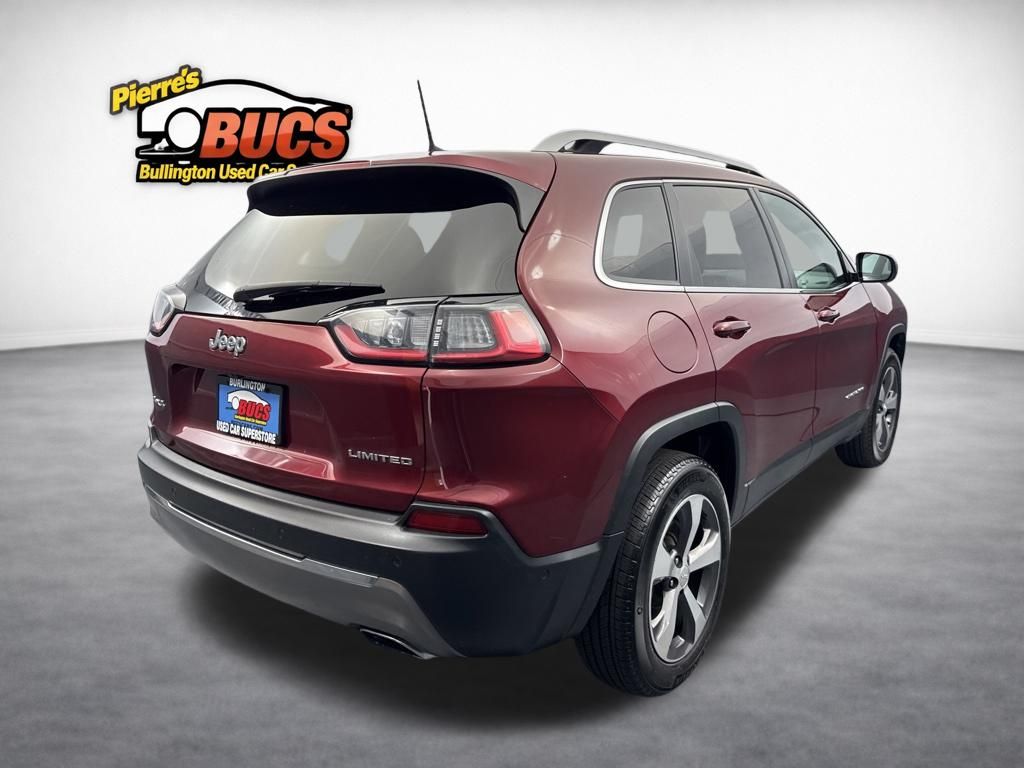 View vehicle photo 5