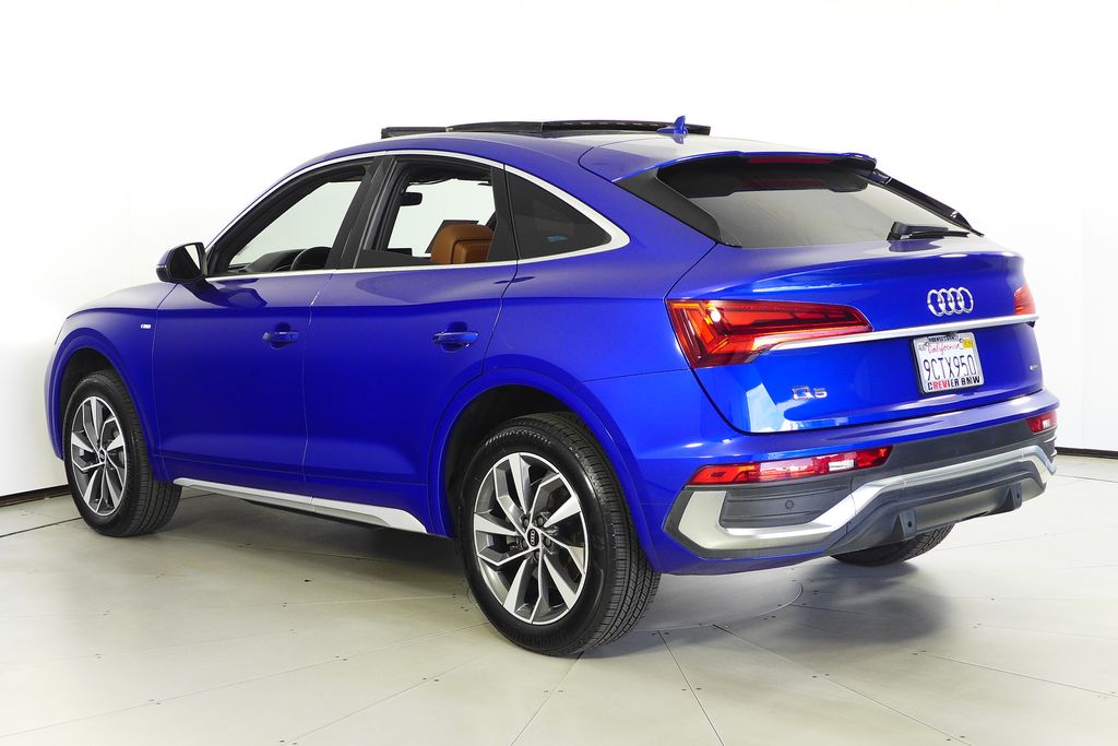 Thumbnail: 2022 Audi Q5 - 9