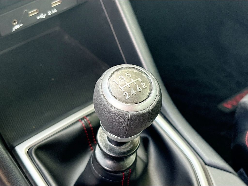 Used 2023 Silver Subaru Base image 16